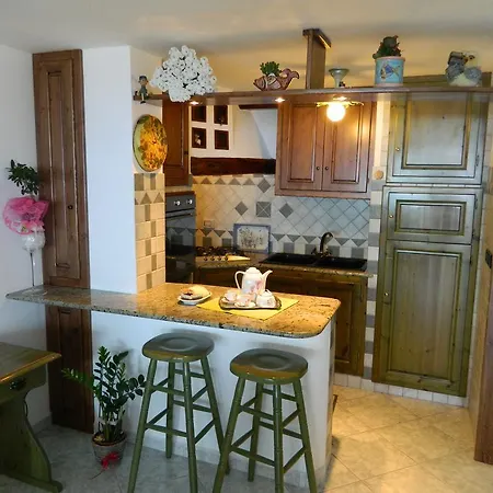 Picasso Apartman Cala Gonone